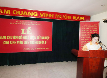 LỄ GIAO CHUYÊN ĐỀ KHÓA LUẬN CHO SINH VIÊN LIÊN THÔNG KHÓA 9 – TRƯỜNG CAO ĐẲNG NGHỀ VIỆT – XÔ SỐ 1