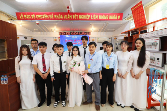 LỄ KHAI MẠC BẢO VỆ CHUYÊN ĐỀ  KHÓA LUẬN  HỆ CAO ĐẲNG LIÊN THÔNG KHÓA 9