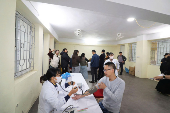 TRƯỜNG CAO ĐẲNG NGHỀ VIỆT – XÔ SỐ 1 TỔ CHỨC KHÁM SỨC KHỎE ĐỊNH KỲ CHO CÁN BỘ, VIÊN CHỨC, NGƯỜI LAO ĐỘNG NĂM 2025