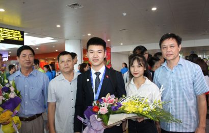 Đại diện trường Cao đẳng nghề Việt Xô số 1 đón đoàn thi tay nghề Asean năm 2018