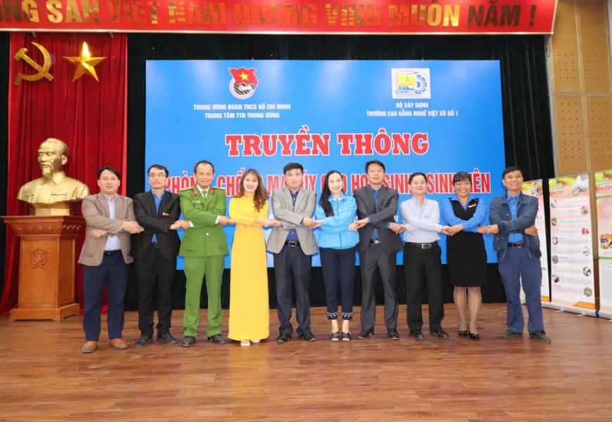 Truyền thông về phòng chống ma túy cho học sinh sinh viên  trường Cao đẳng nghề Việt Xô số 1